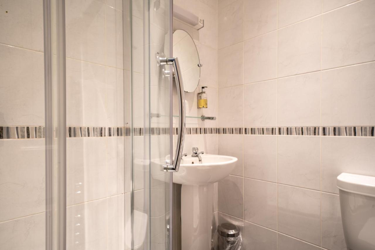 The Ravensworth- Adults Only Hotel Windermere Bagian luar foto